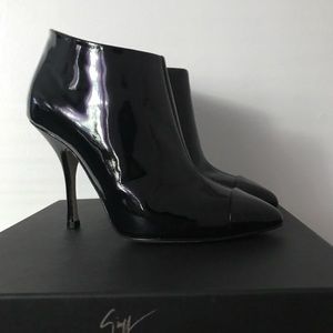 Giuseppe Zanotti Black patent leather ankle boots